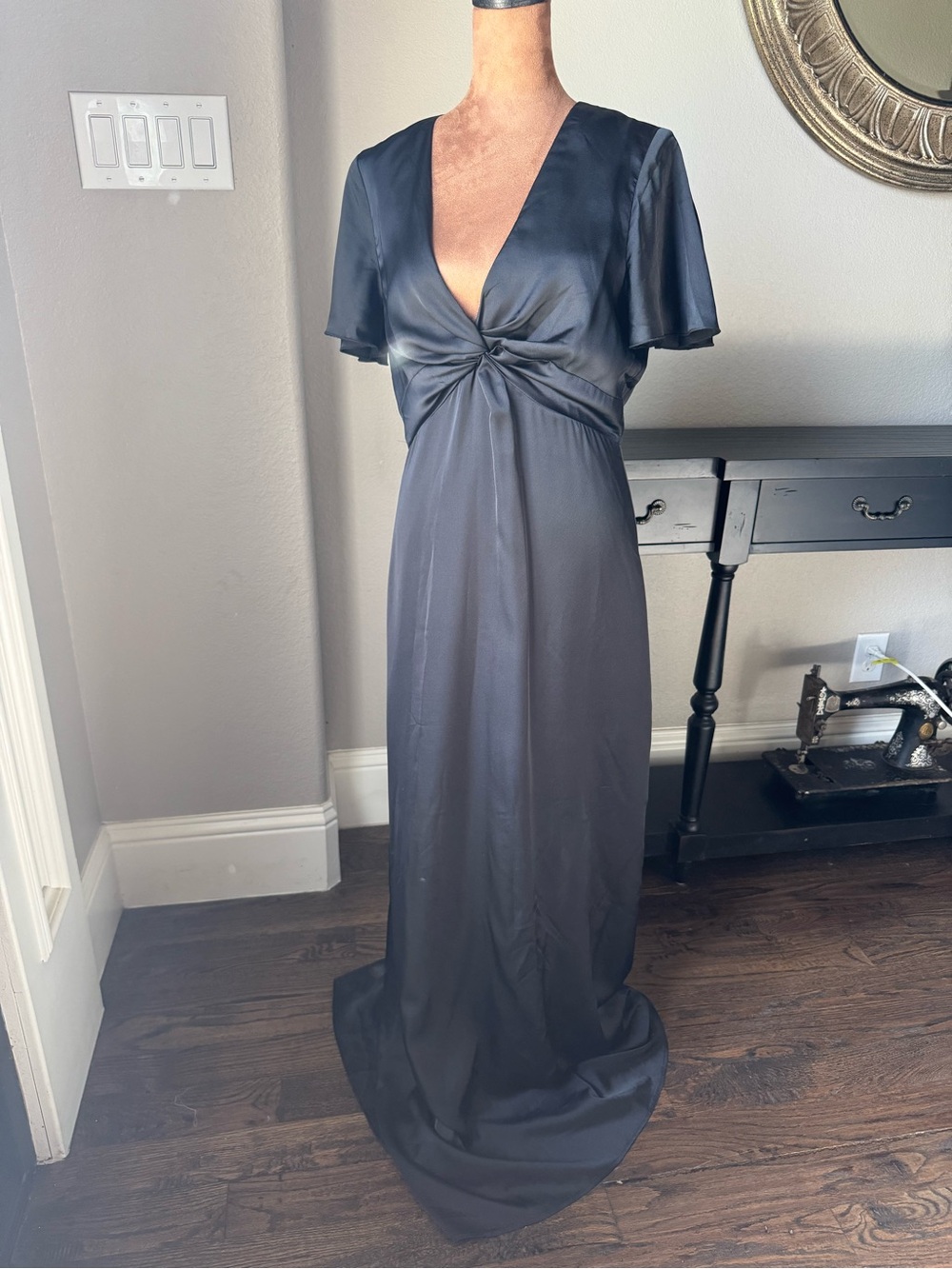 Show Me Your Mumu Black Satin Twist Front Flutter Sleeve Maxi Gown M Tall Long